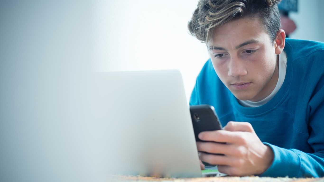 21 Cara Mempercepat Jaringan WiFi Di Laptop Dan HP